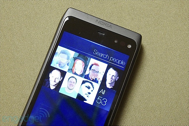 Smartphone chạy Sailfish sẽ ra mắt vào tháng sau 11