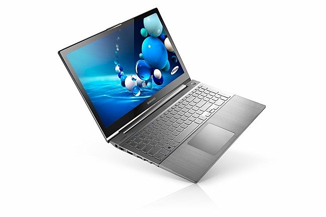 Samsung giới thiệu laptop Series 7 Chronos và Ultrabook Series 7 Ultra 4