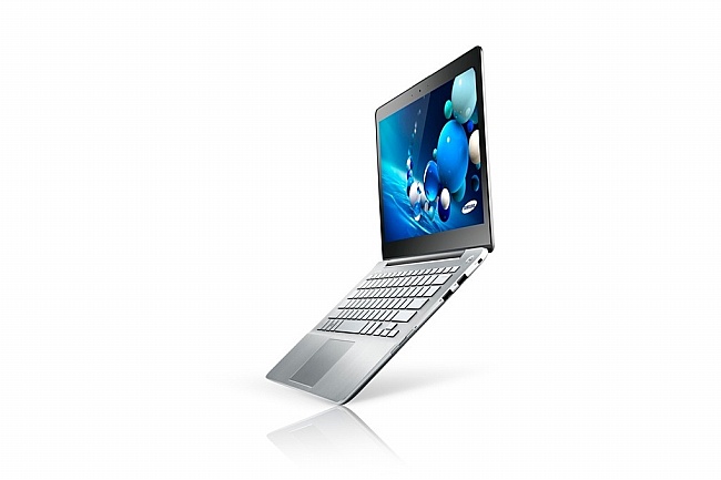 Samsung giới thiệu laptop Series 7 Chronos và Ultrabook Series 7 Ultra 2