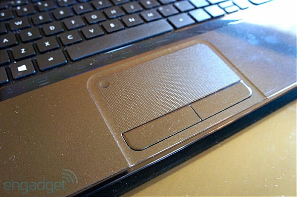 HP công bố 2 laptop mỏng nhẹ mới, 1 model dùng màn hình cảm ứng 12