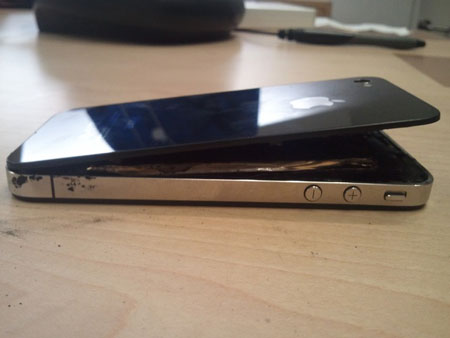 iPhone 5 bất ngờ phát nổ 2
