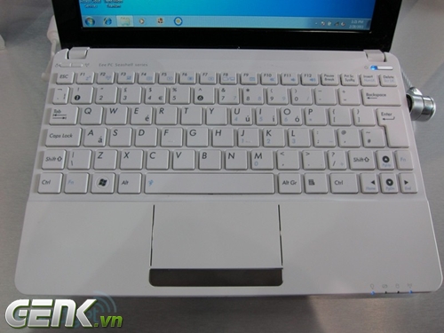 CeBIT: ASUS giới thiệu laptop chơi game G74SX cùng hai netbook Eee PC