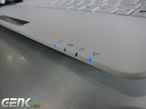 CeBIT: ASUS giới thiệu laptop chơi game G74SX cùng hai netbook Eee PC