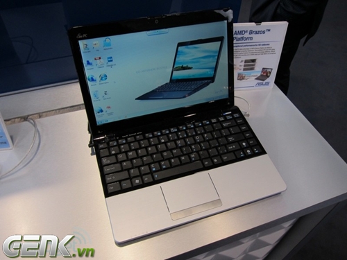 CeBIT: ASUS giới thiệu laptop chơi game G74SX cùng hai netbook Eee PC