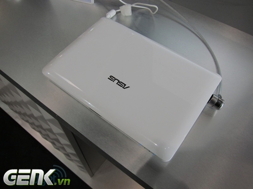 CeBIT: ASUS giới thiệu laptop chơi game G74SX cùng hai netbook Eee PC