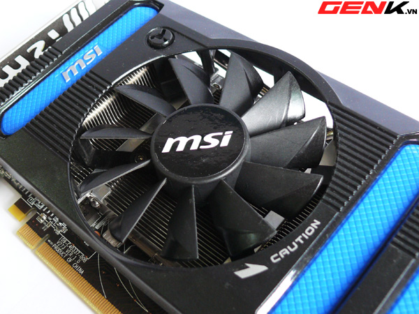 danh-gia-chi-tiet-msi-hd-7850-1gb-oc-dai-chien-gtx-560-ti-long-tranh-ho-dau-trang-2-msi-r78501gd5oc danh-gia-chi-tiet-msi-hd-7850-1gb-oc-dai-chien-gtx-560-ti-long-tranh-ho-dau-trang-2-msi-r78501gd5oc