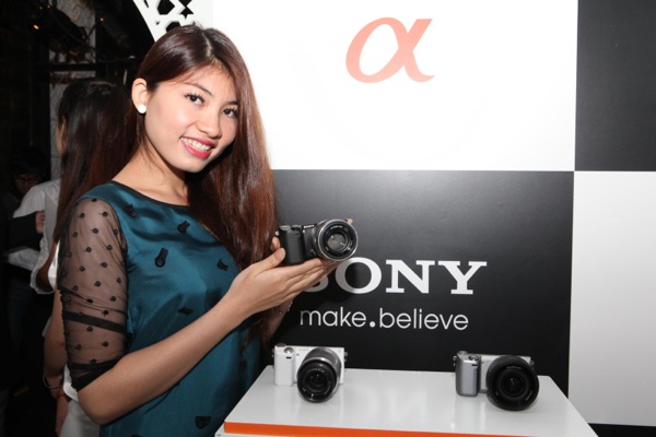 Sony giới thiệu ba d&ograve;ng m&aacute;y ảnh ống k&iacute;nh rời tại Việt Nam: A99, NEX-5R, NEX-6 1