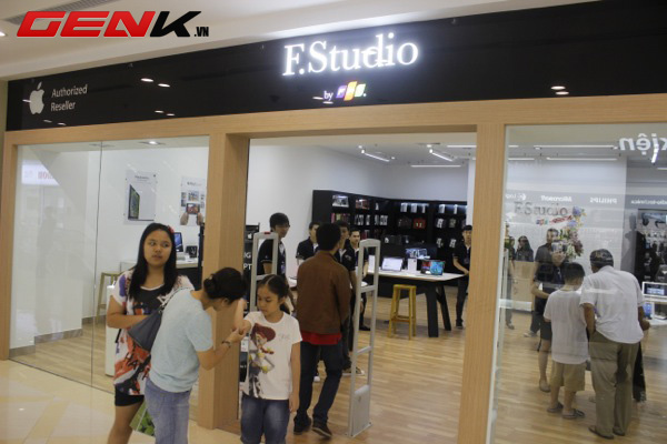 FPT mở cửa h&agrave;ng F.Studio tại Vincom Center A 2