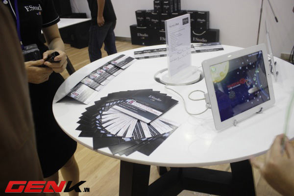 FPT mở cửa h&agrave;ng F.Studio tại Vincom Center A 4