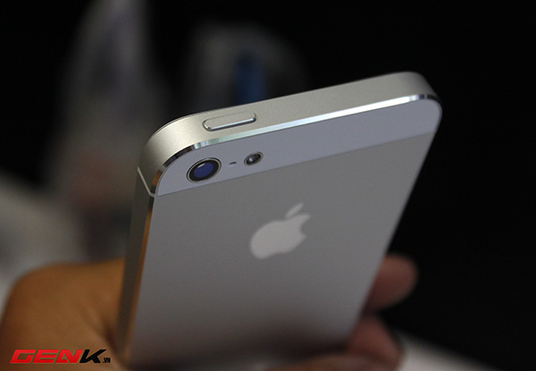 Đập hộp iPhone 5 chính hãng: Máy đẹp, giá tốt 26