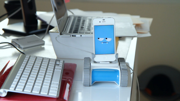 Romo - "Anh bạn" robot th&uacute; vị d&agrave;nh cho Smartphone 1