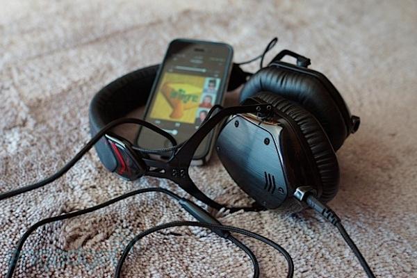 Tai nghe &acirc;m thanh nổi cải tiến M-100: &ldquo;Vũ kh&iacute; b&iacute; mật&rdquo; của V-Moda? 7