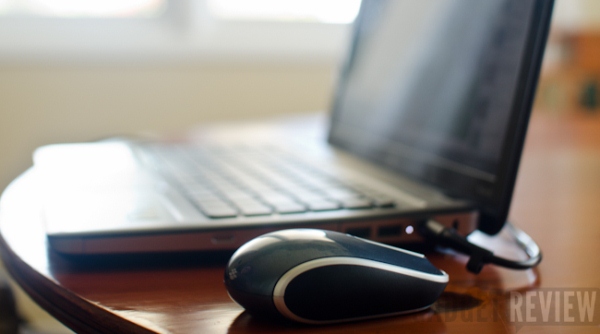 Microsoft &ldquo;ra l&ograve;&rdquo; sản phẩm chuột kh&ocirc;ng d&acirc;y cảm ứng Sculpt Mobile Mouse 1