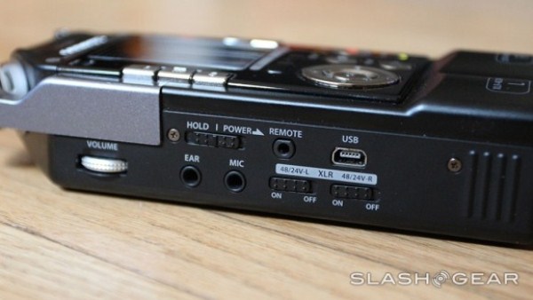 Olympus LS-100: “Phòng thu di động” dành cho người yêu ca hát 4 Olympus LS-100: “Phòng thu di động” dành cho người yêu ca hát 4