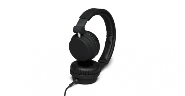 UrbanEars Zinken: Tai nghe chống mồ h&ocirc;i d&agrave;nh ri&ecirc;ng cho c&aacute;c DJ 4