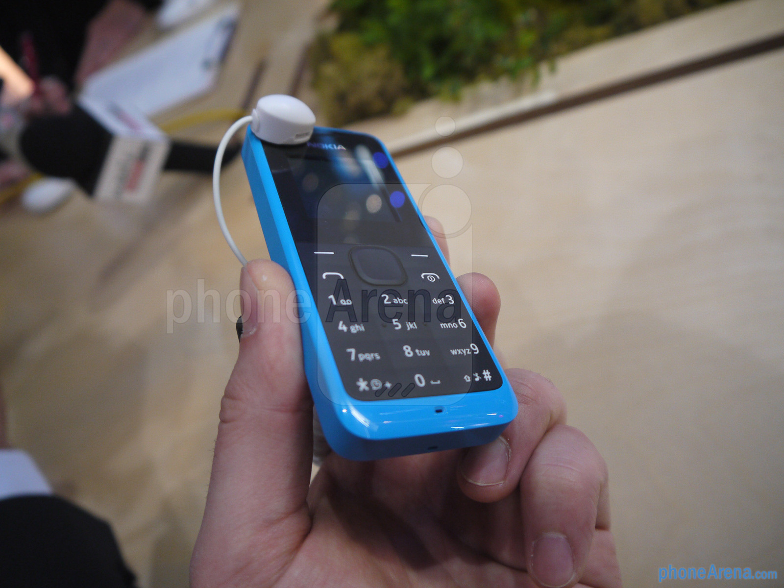 Nokia 105: Kẻ kế tục 1280 "nồi đồng cối đá" 2