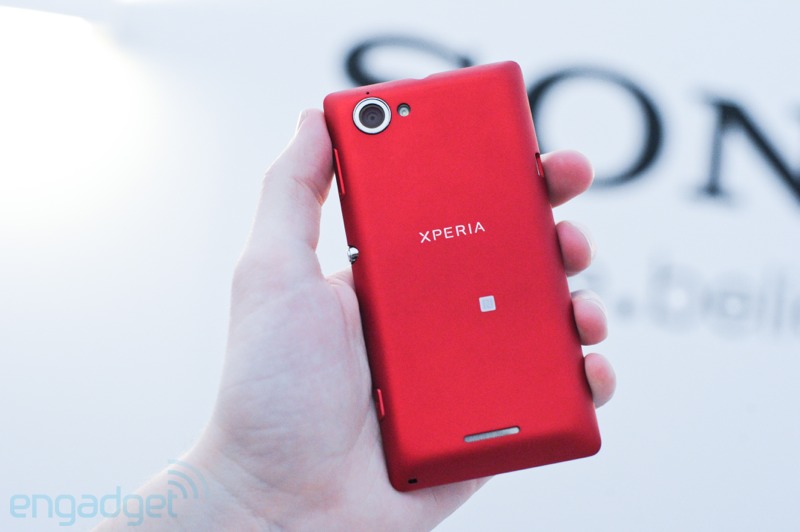 Sony Xperia L: Cân bằng hiệu năng và giá cả 9