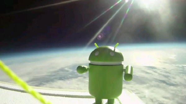 NASA sẽ đưa 3 smartphone vào vũ trụ 1