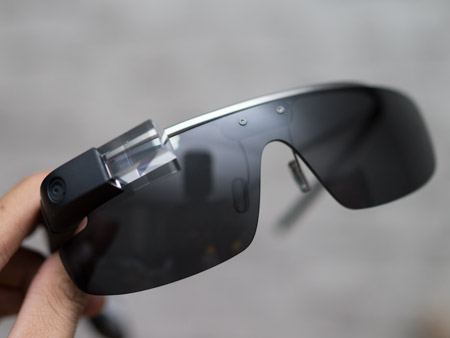 Xem video mở hộp được quay bằng Google Glass 3