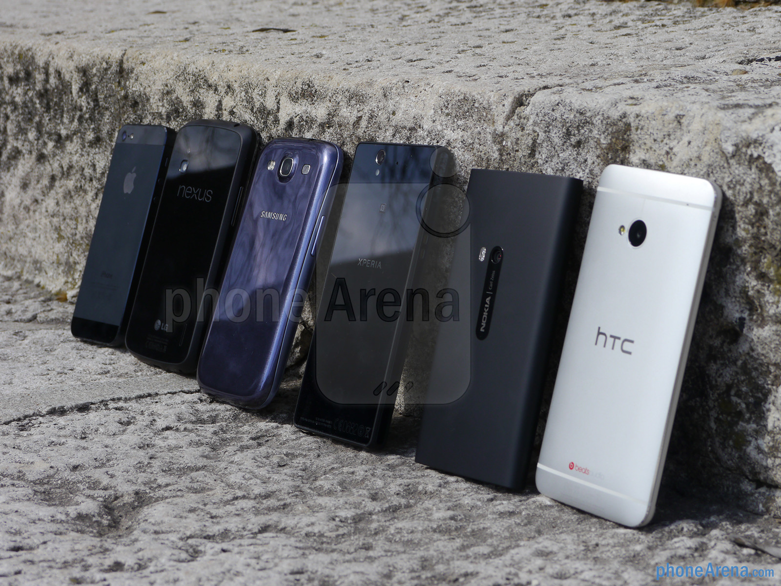 So găng camera: HTC One, iPhone 5, Lumia 920, Xperia Z, Galaxy S III & Nexus 4 2