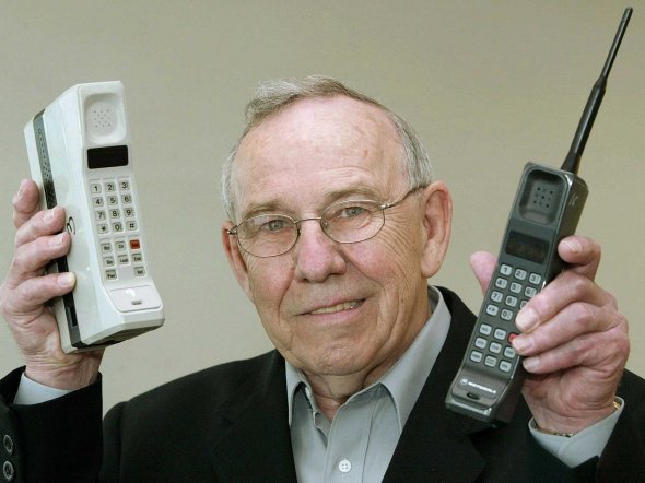 Nhìn lại 70 năm lịch sử điện thoại di động 4