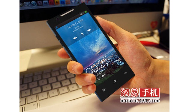 oppo-find-5-man-hinh-full-hd-sap-len-ngoi