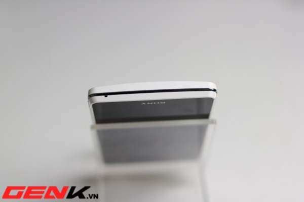 sony-xperia-gx-ve-viet-nam-gia-khung-19-trieu-dong