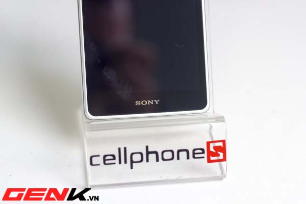 sony-xperia-gx-ve-viet-nam-gia-khung-19-trieu-dong