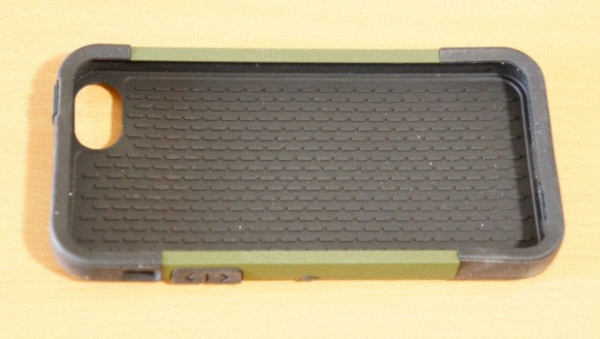 WorkMate: Case iPhone 5 "hai mảnh" từ Cygnett  3