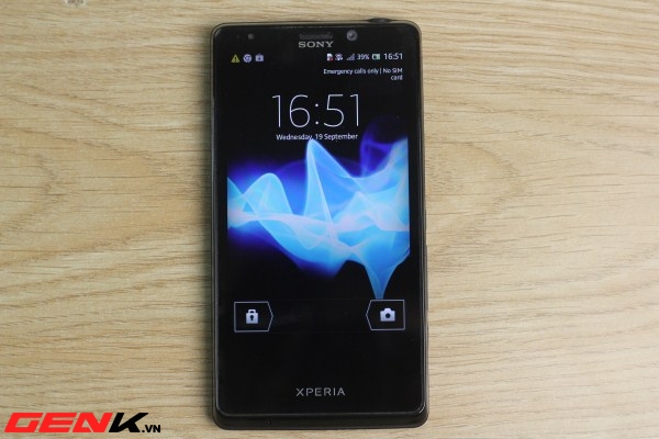 Smartphone &ldquo;khủng&rdquo; Xperia T bất ngờ xuất hiện tại VN 3