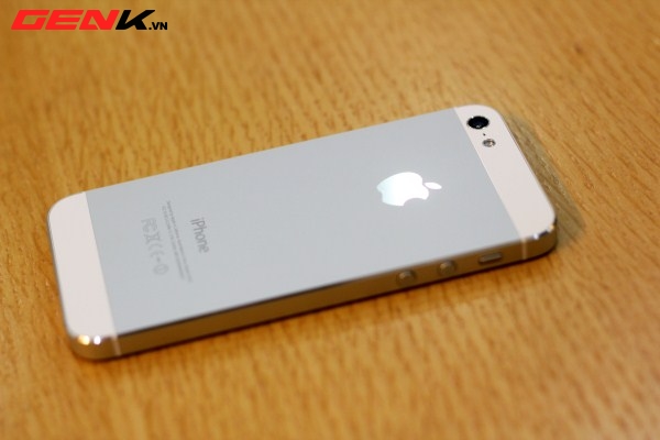 Vinaphone và Viettel sẽ bán iPhone 5 vào ngày 21/12 2 Vinaphone và Viettel sẽ bán iPhone 5 vào ngày 21/12 2