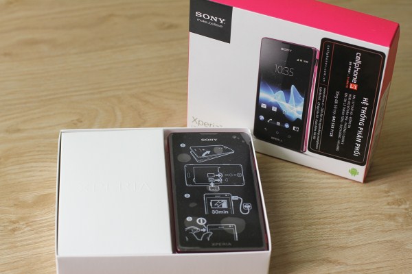 can-canh-sony-experia-tx-mau-hong-tai-vn