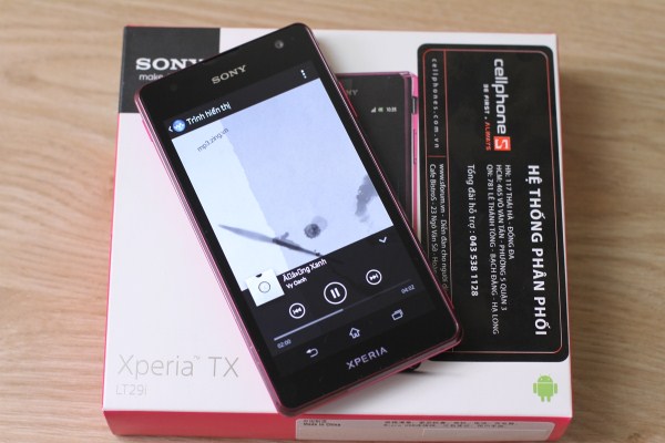 can-canh-sony-experia-tx-mau-hong-tai-vn