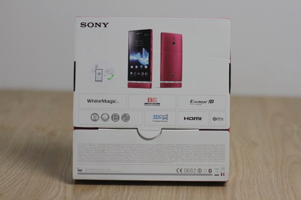 can-canh-sony-xperia-p-mau-hong-tai-vn