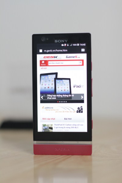 can-canh-sony-xperia-p-mau-hong-tai-vn