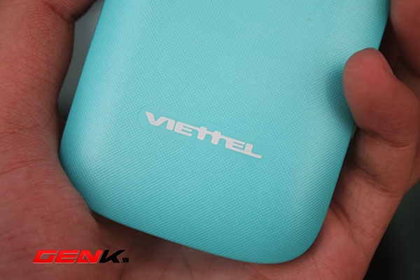 Viettel V8403: Smartphone phù hợp cho sinh viên 12