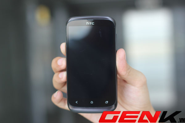 danh-gia-chi-tiet-htc-desire-v-hai-sim-hai-song-dang-cap