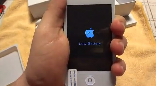 Mua iPhone 4S nhận "đèn siêu cấp" 1