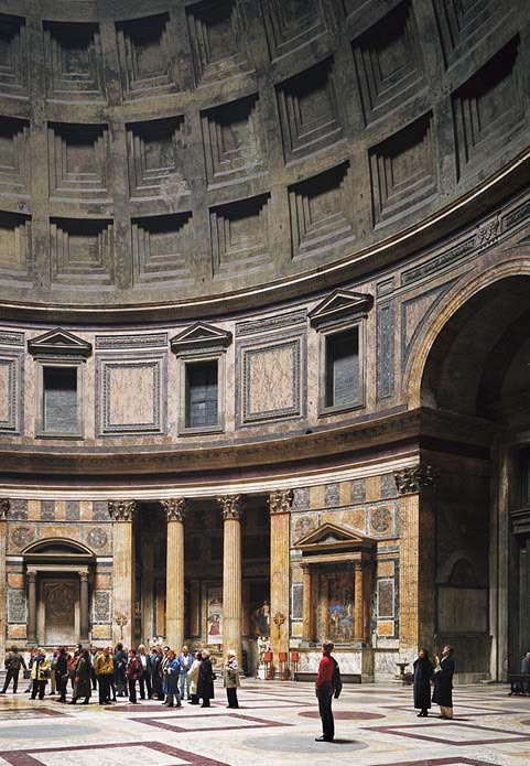 18-thomas-struth-pantheon-rome-1990-met-museum
