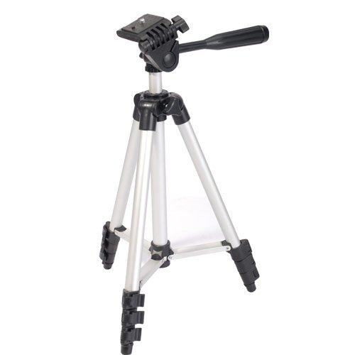 Tripod là một vật dụng không thể thiếu trong chụp ảnh pháo hoa