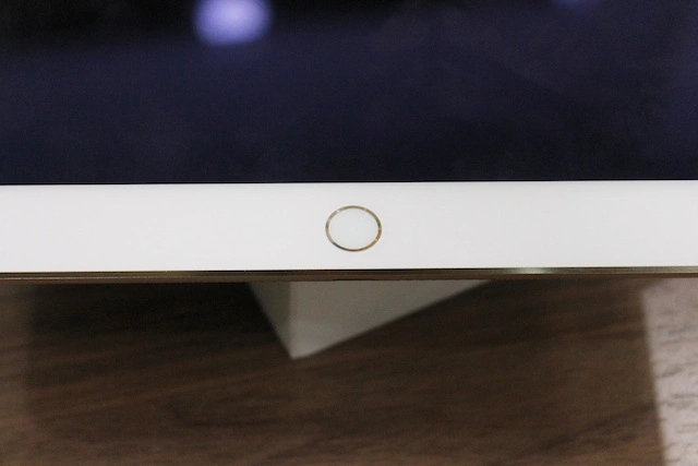 Touch ID đã được tích hợp lên iPad Air 2.