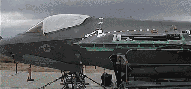 Heres A Rare Glimpse Of The F-35As Internal 25mm Cannon Firing