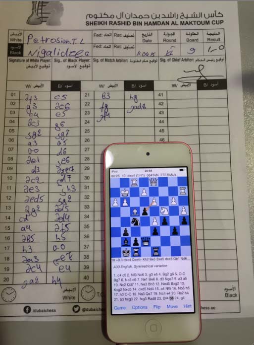 Đại kiện tướng cờ vua dùng iPhone để gian lận