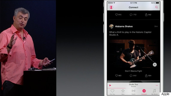 Apple Music sẽ có tính năng mạng xã hội âm nhạc. Điều này khiến cho SoundCloud sẽ phải dè chừng.