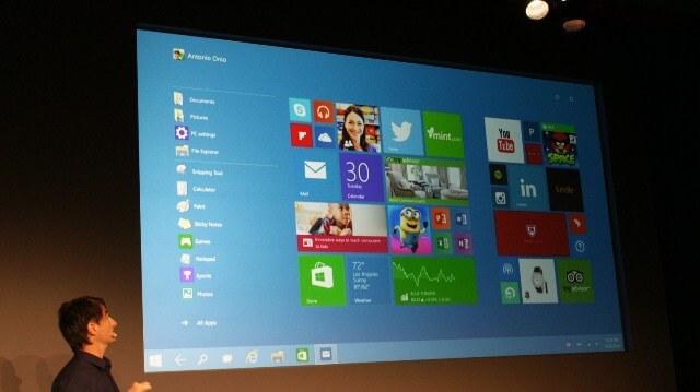 Jerry Nixon ph&aacute;t biểu về Windows 10 trong hội nghị Ignite.
