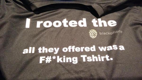 Cuộc đua bảo mật giữa Blackphone và BlackBerry có vẻ đã kết thúc khi chiếc điện thoại an toàn nhất thế giới (danh hiệu tự phong của Blackphone) bị hack trong vòng không đầy 5 phút.