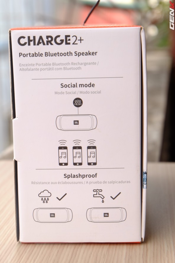 Charge 2 Plus có thể kết nối 1 lúc với 3 smartphone
