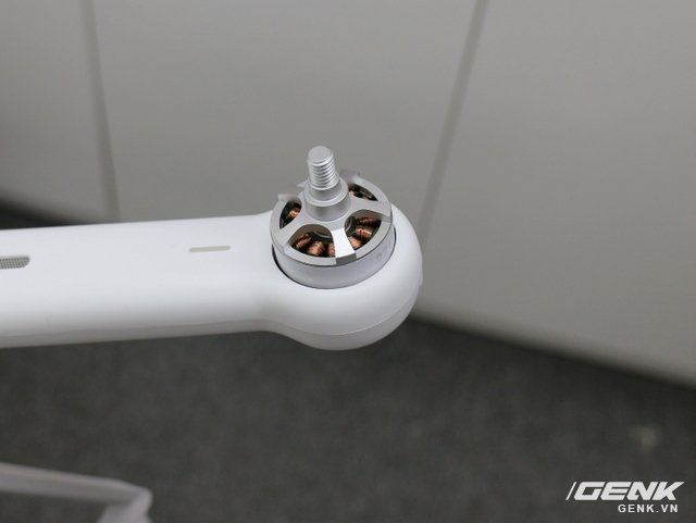  Động cơ cánh quạt của máy bay Xiaomi Mi Drone 