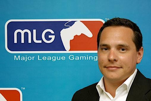  Mike Sepso, phó chủ tịch Mạng Lưới Truyền Thông của Activision Blizzard. 