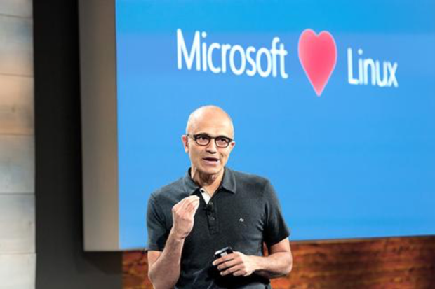  Microsoft đã thay đổi rất nhiều, một trong số đó là việc chấp nhận hợp tác với chính đối thủ của mình. 